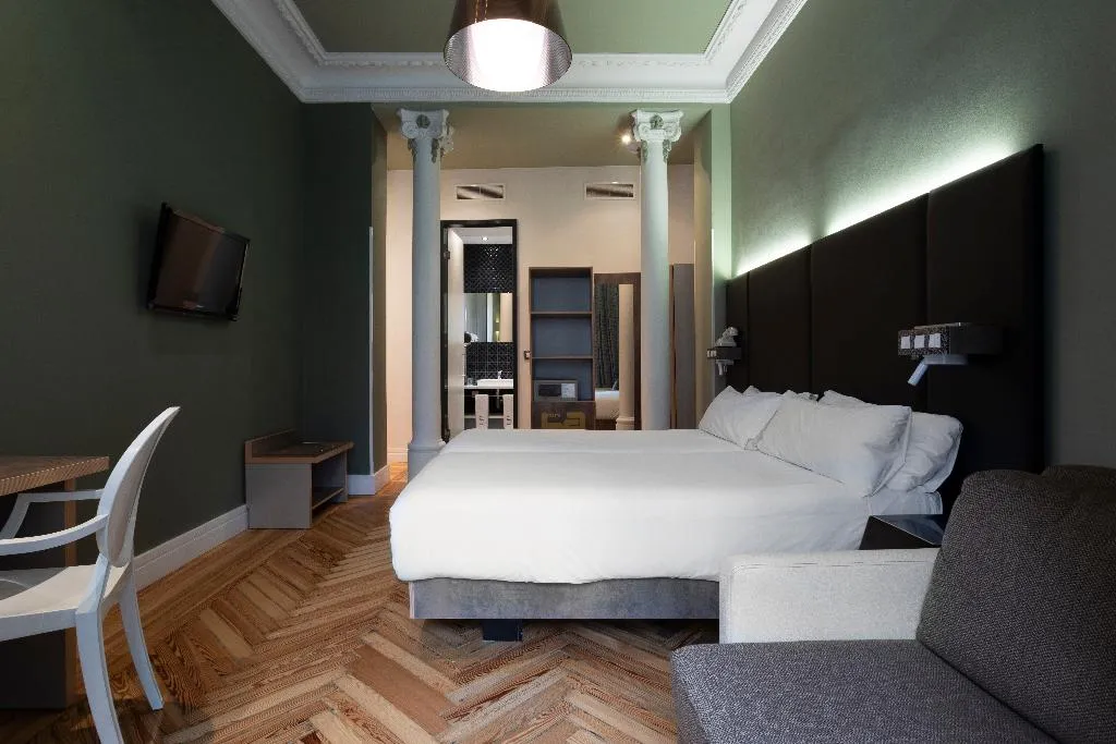 DOUBLE SUPERIOR Room, Petit Palace Lealtad Plaza, Madrid