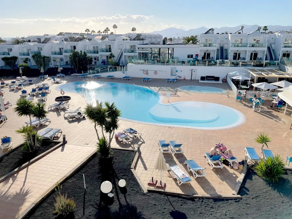 Pool, Hotel Plaza Palmeras, Lanzarote