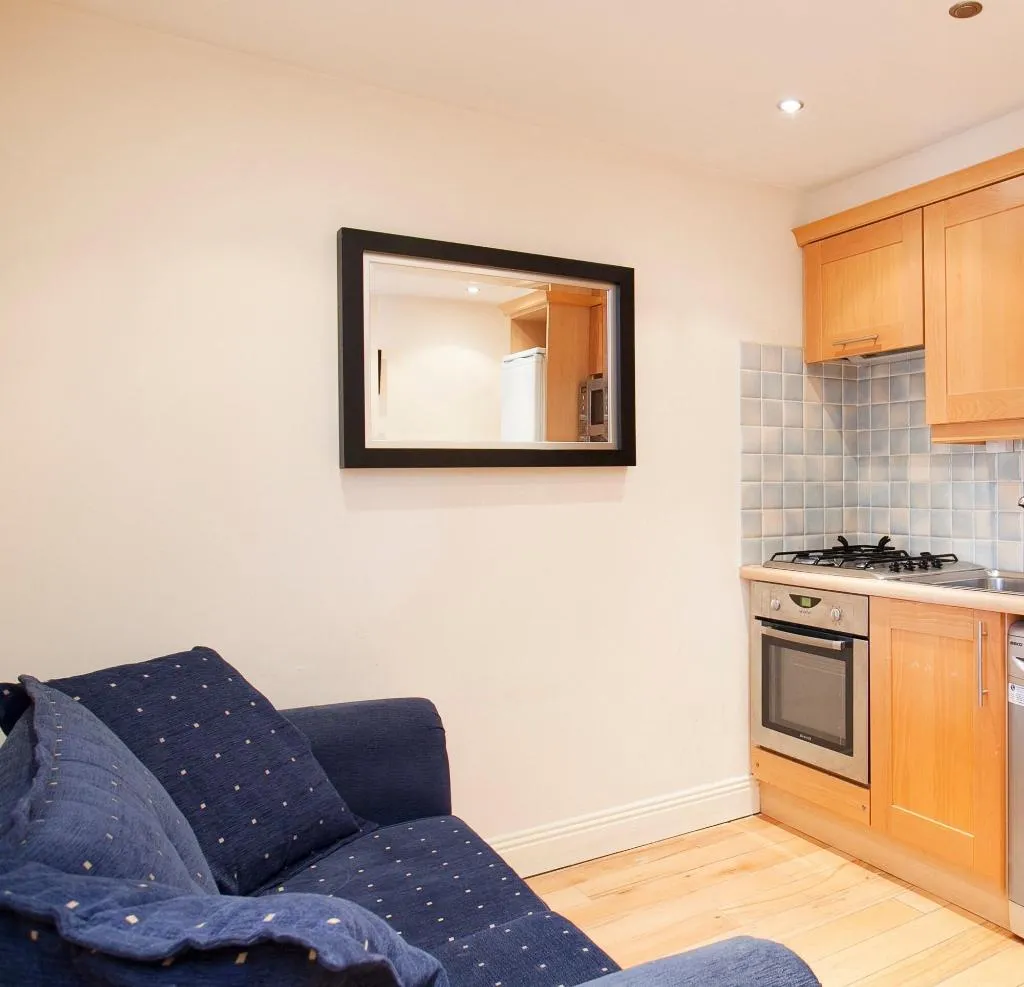 Room, Leeson Bridge Guesthouse, Dublin
