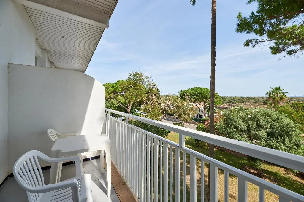 Double or Twin WITH BALCONY Room, AluaSun Cala Antena, Majorca
