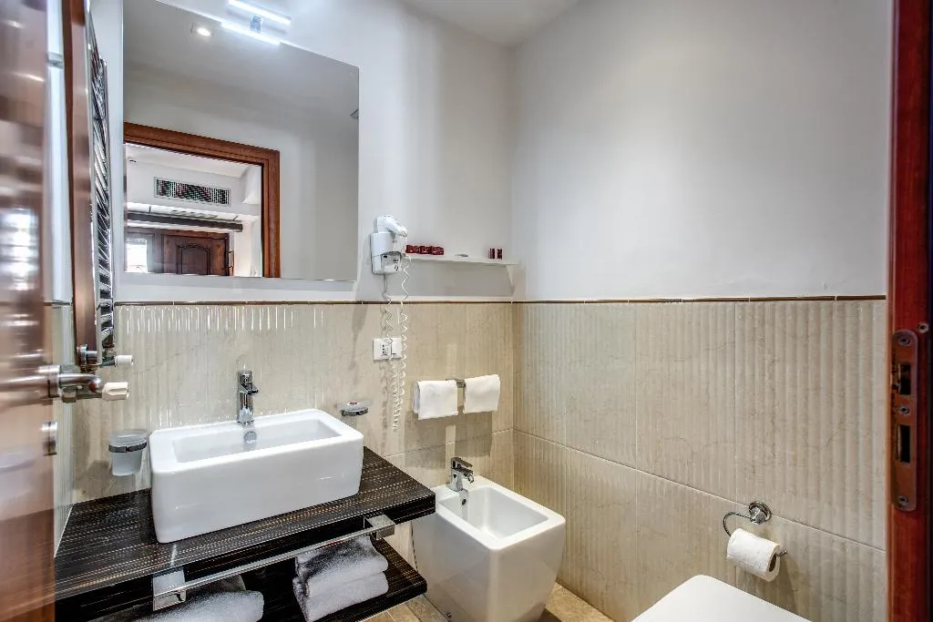 Double or Twin DELUXE Room, Rome Garden, Rome
