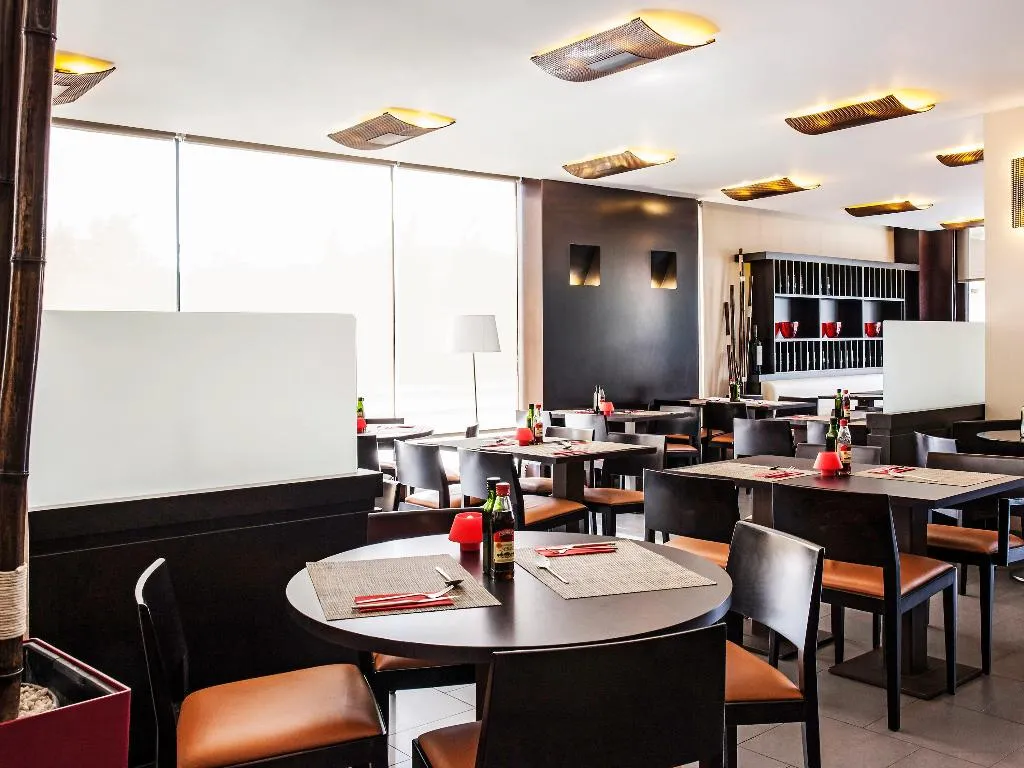 Restaurant, Ibis Barcelona Molins De Rei, Barcelona