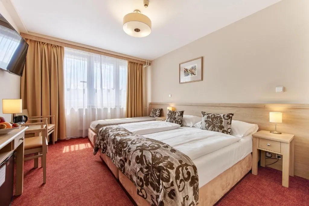 TRIPLE CLASSIC Room, Wellness Hotel Step, Prague