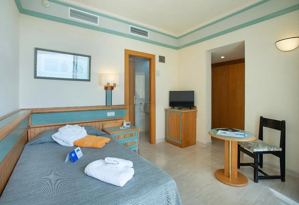 SINGLE STANDARD Room, Exagon Park, Majorca