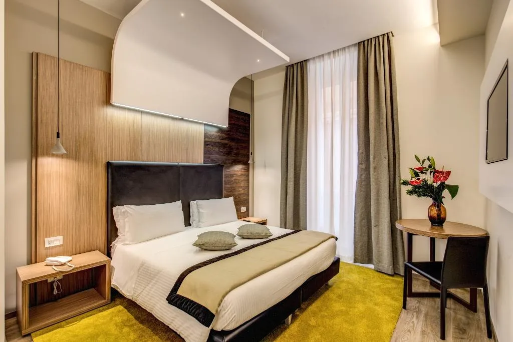 DOUBLE DELUXE Room, Trevi Collection, Rome