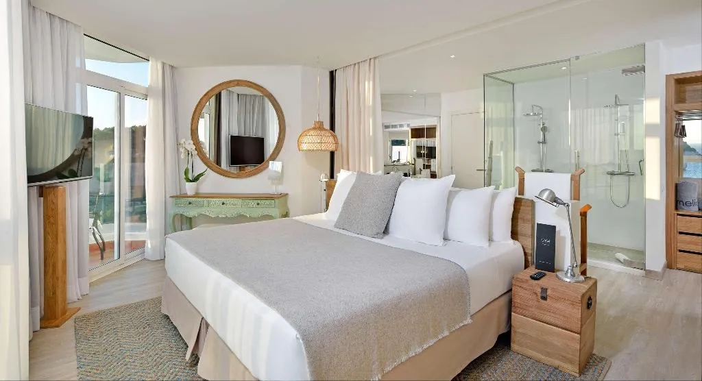 Room, Meliá Cala Galdana, Menorca