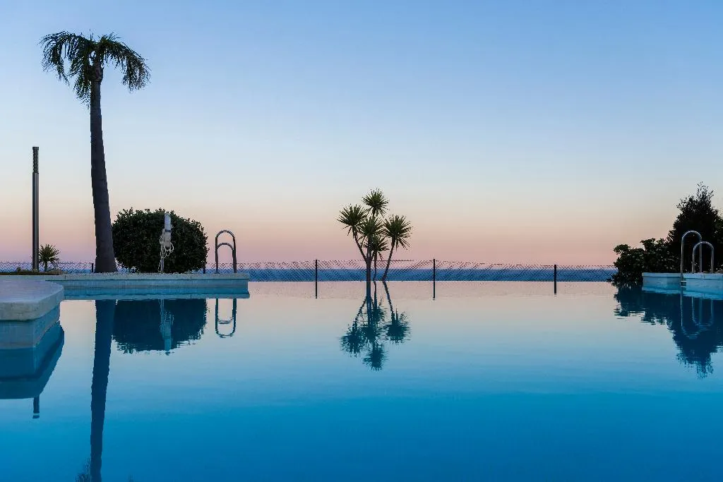 Pool, Quartiers Marbella Apartments, Costa Del Sol