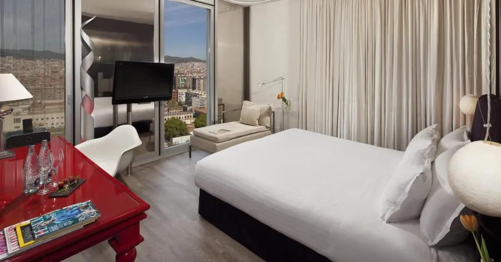 DOUBLE SINGLE USE STANDARD Room, Melia Barcelona Sky, Barcelona