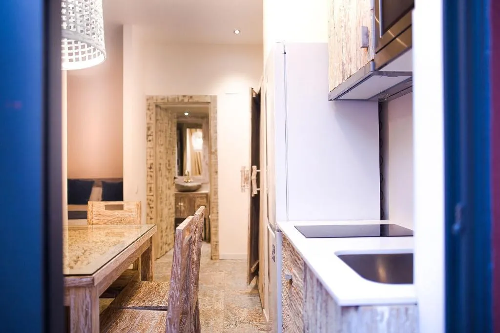 APARTMENT CAPACITY 4 Room, La Bodega Suites, Barcelona