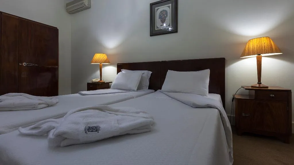 Room, Astoria - Coimbra, Madeira
