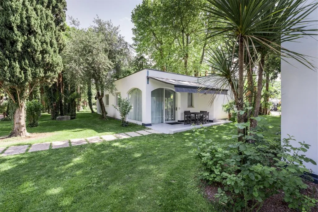 BUNGALOW SUPERIOR Room, Grand Resort Du Lac Et Du Parc, Milan
