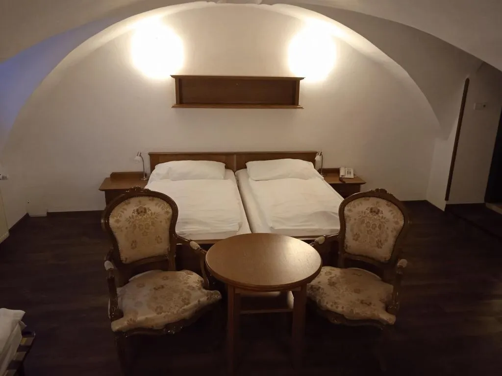 Double or Twin DELUXE RIVER VIEW Room, LH Hotel Gold, Prague