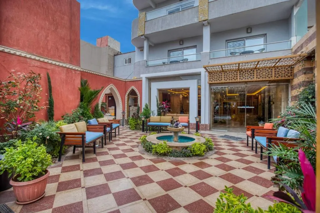 General view, Mamluk Pyramids Hotel, Cairo