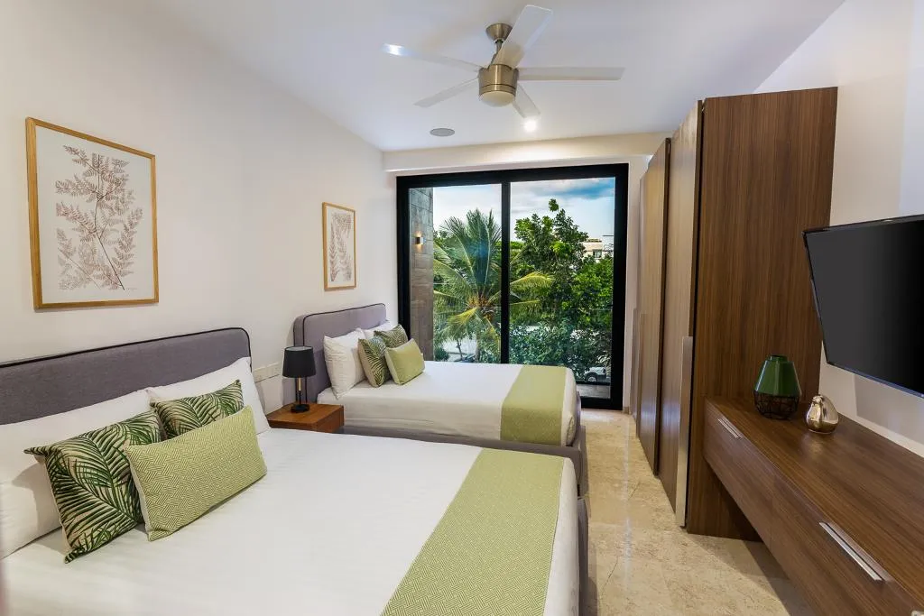 APARTMENT TWO BEDROOMS Room, The Shore At 46th, Playa Del Carmen