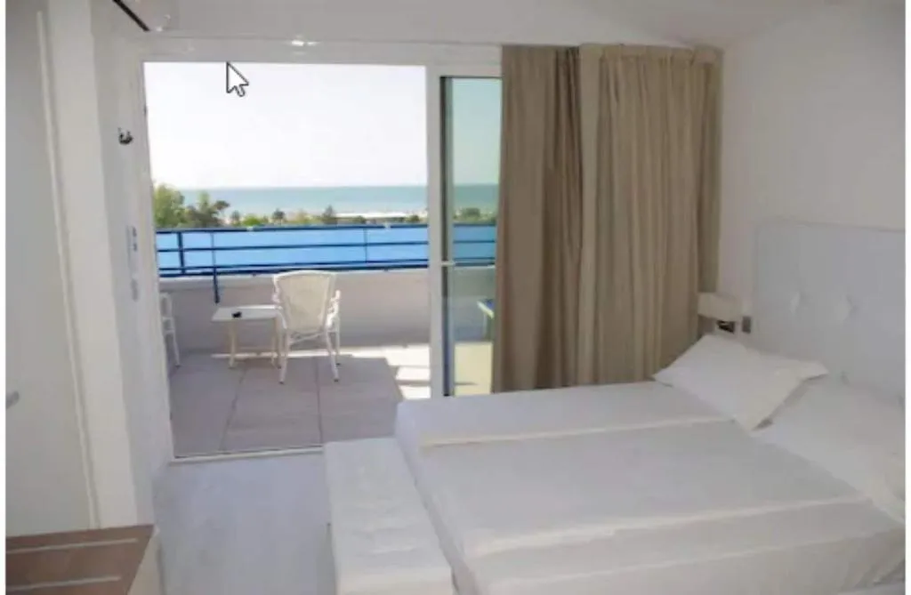 Room, Grand Esplanada, Venice