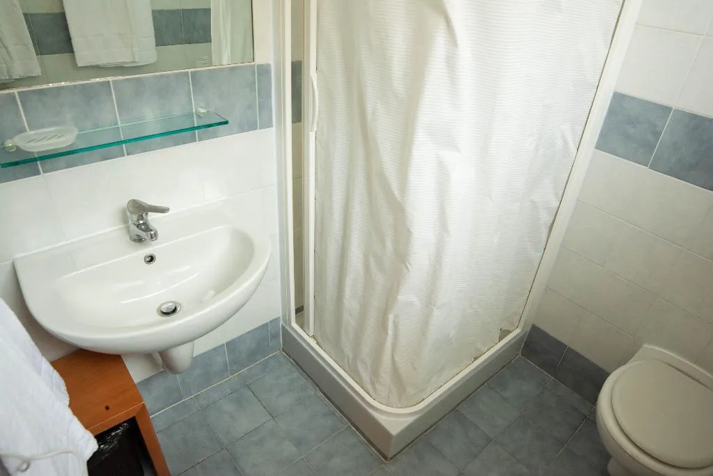 TRIPLE STANDARD Room, Eco Hotel Milano & Bioriso Restaurant, Milan