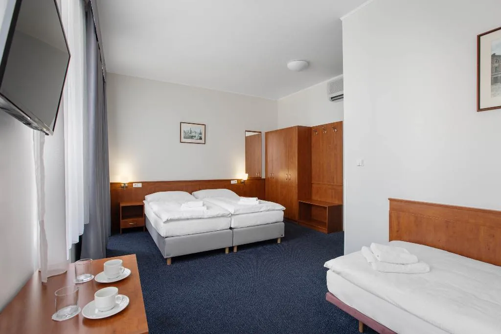 TRIPLE STANDARD Room, Beranek, Prague