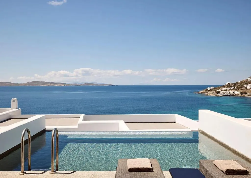 SUITE SUPERIOR WITH PRIVATE POOL Room, Amazon Mykonos Resort & Spa, Mykonos