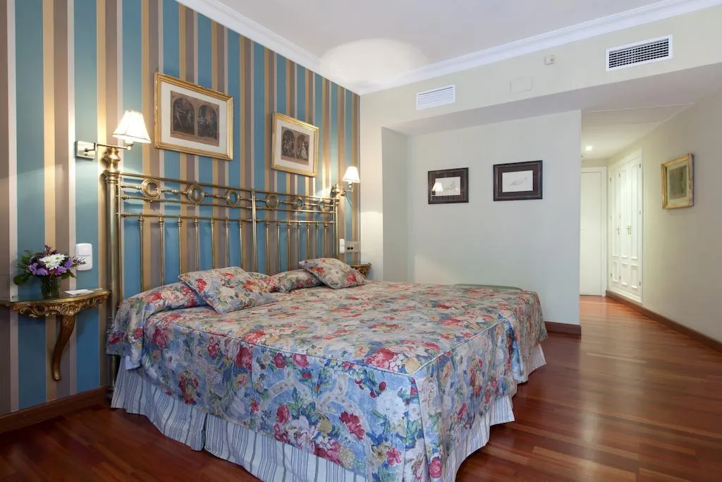 Room, Doña Maria, Seville