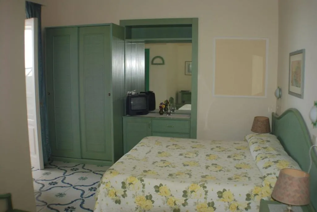 Room, La Palma, Naples