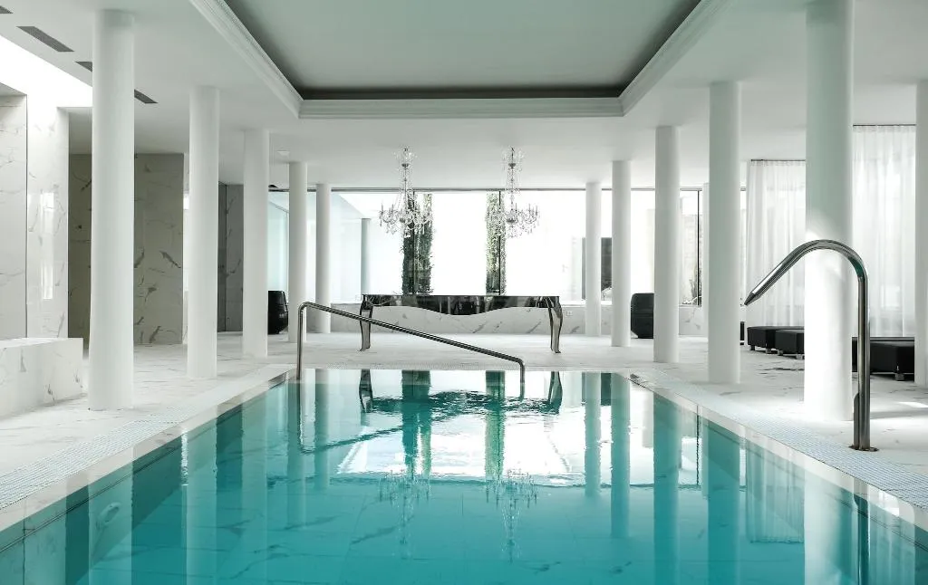 Pool, Hotel Balneari Termes Orion, Barcelona