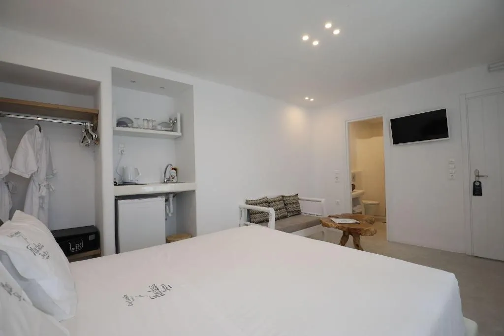 Room, Flaskos Suites, Mykonos