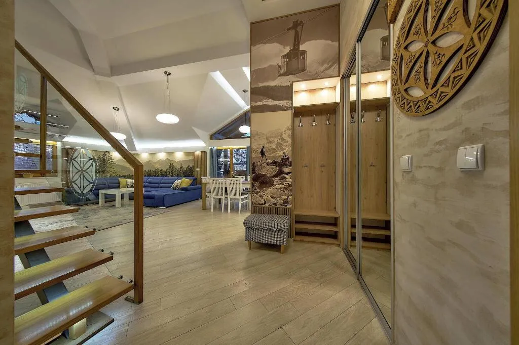 Room, ApartHotel Giewont, Krakow