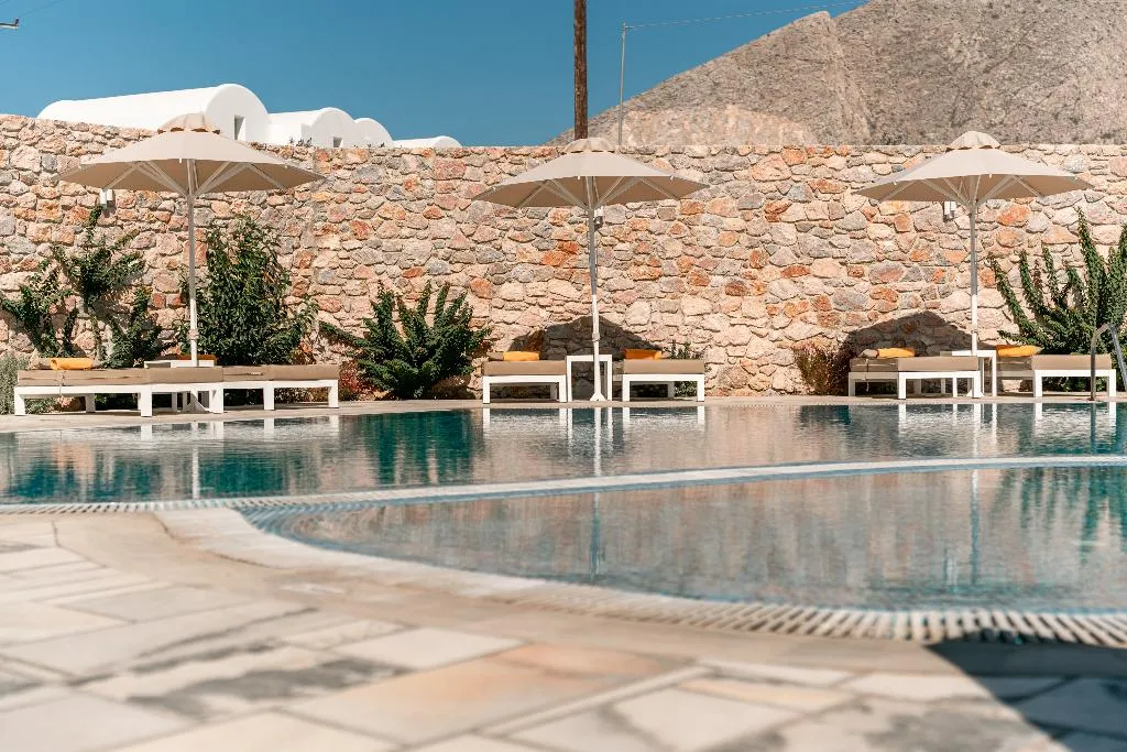 Pool, Margarenia, Santorini