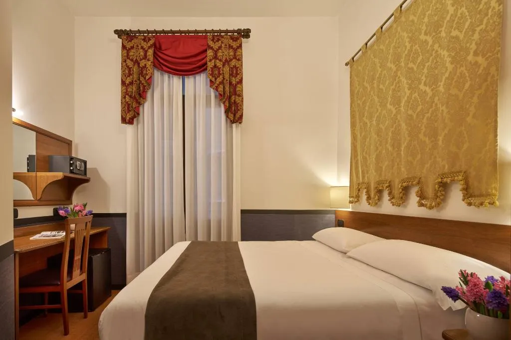 Double or Twin CLASSIC Room, UNA HOTELS Ala Venezia - Adults +16, Venice