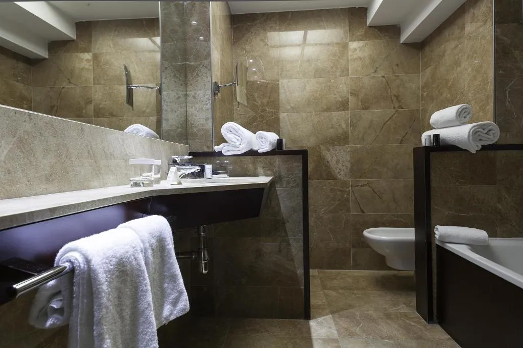 TRIPLE STANDARD Room, Acta Atrium Palace, Barcelona