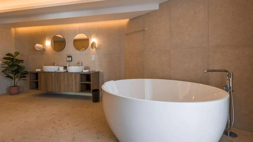 SUITE DELUXE WITH VIEWS Room, Ax Odycy, Malta