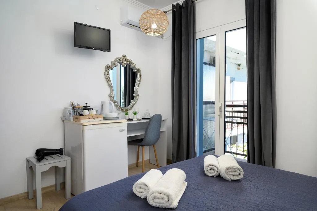 DOUBLE POOL VIEW Room, Aquarius Beach Hotel, Corfu