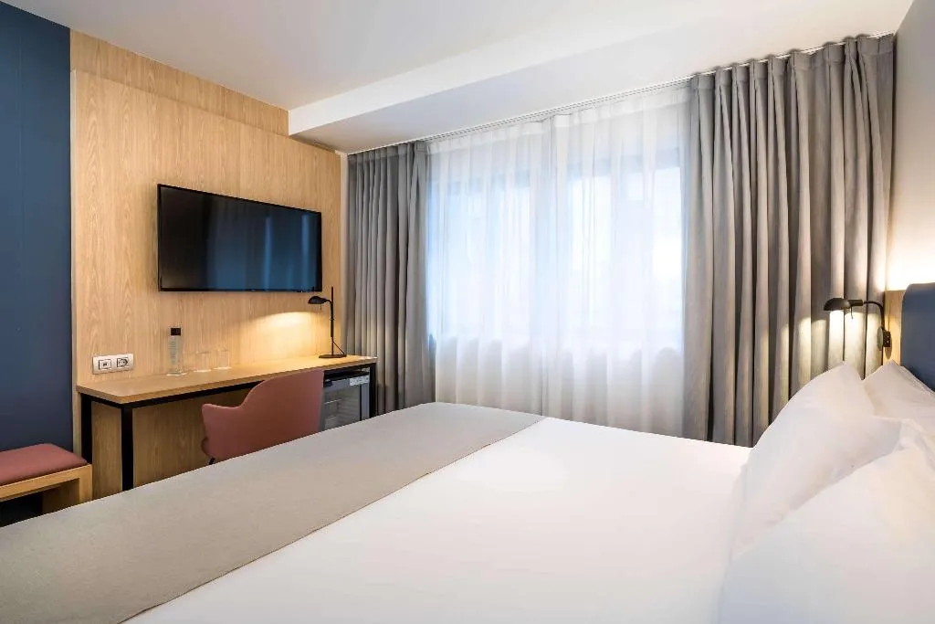 FAMILY ROOM STANDARD Room, Occidental Alicante, Costa Blanca