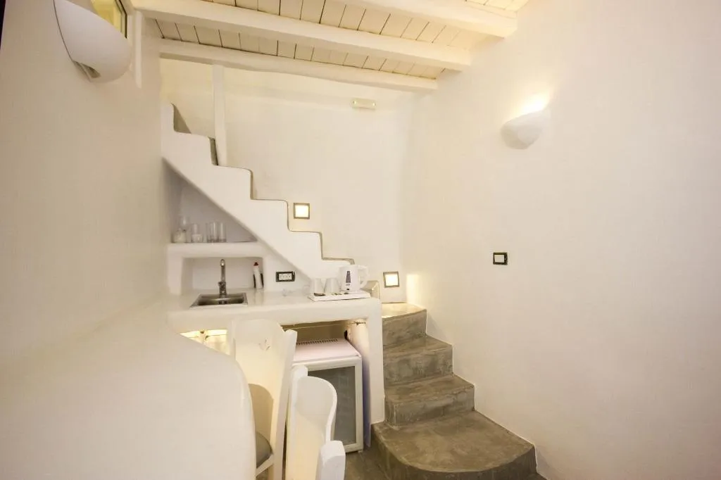 Room, Flaskos Suites, Mykonos