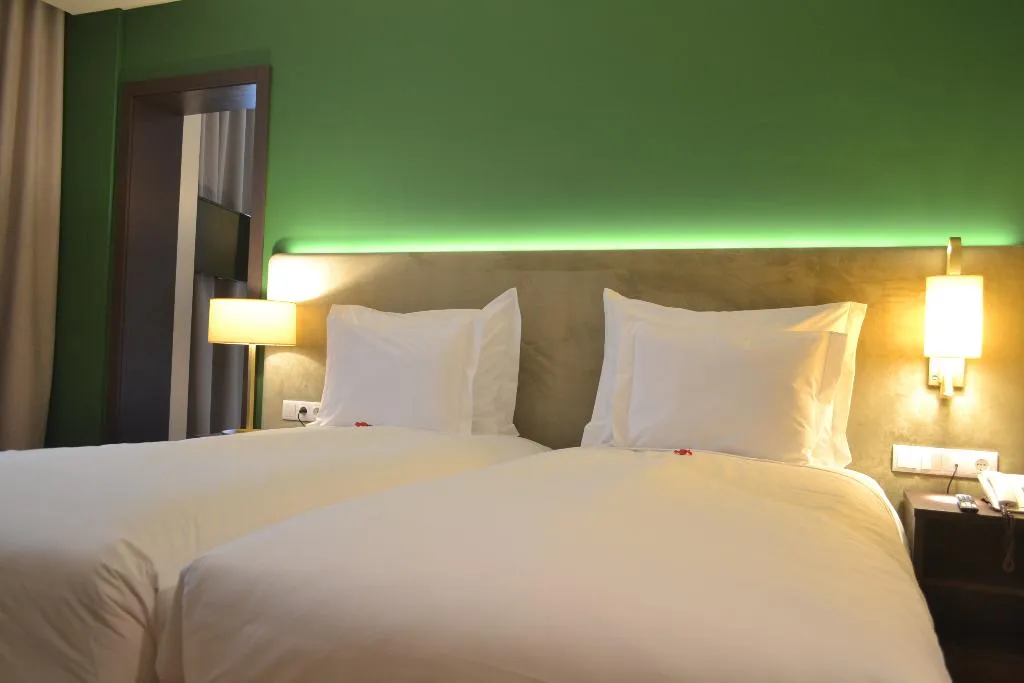 JUNIOR SUITE PREMIUM Room, Premium Porto Maia, Porto
