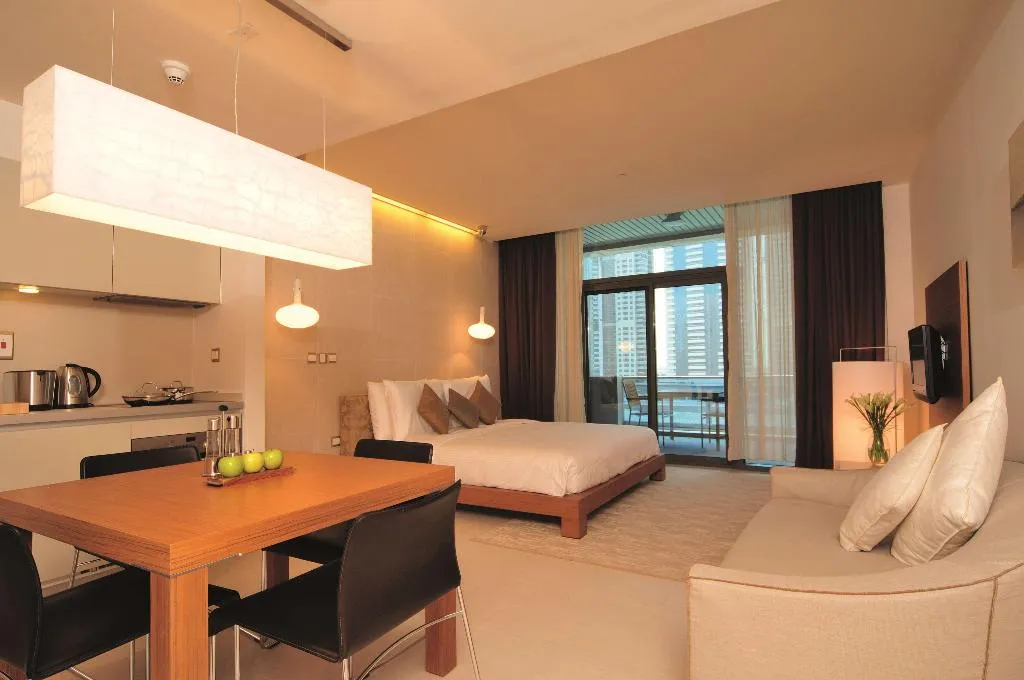 Room, Radisson Blu Residence Dubai Marina, Dubai
