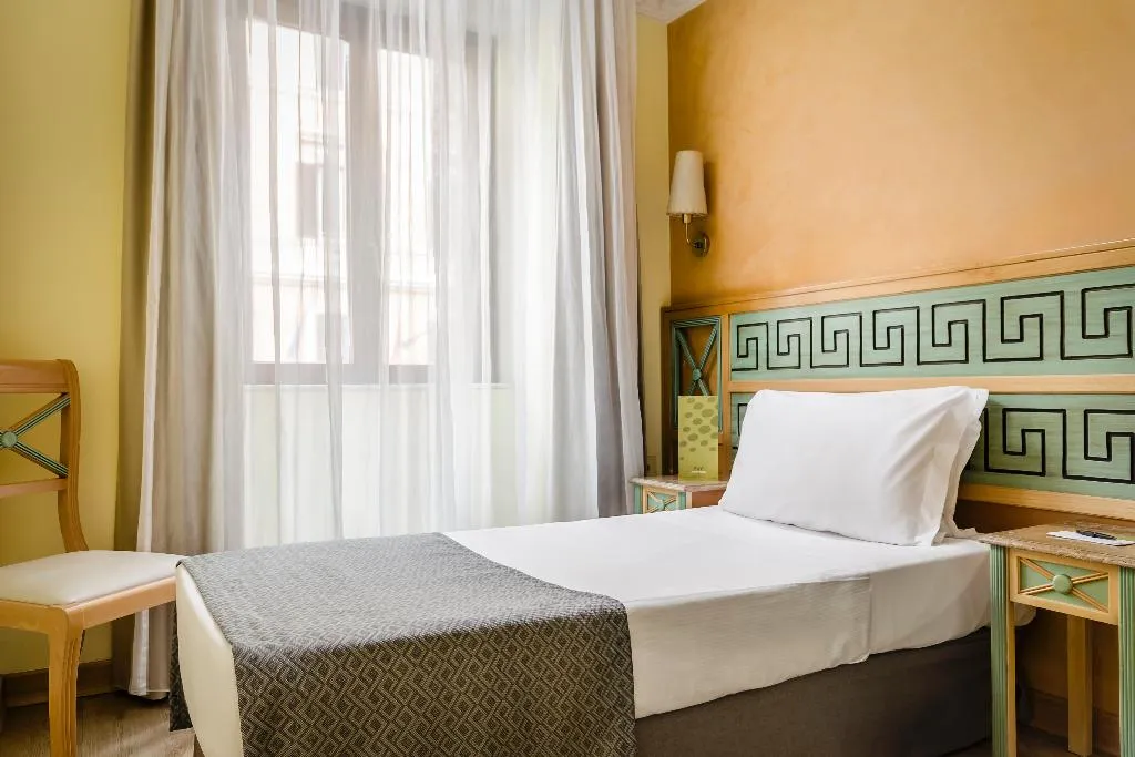 SINGLE STANDARD Room, Exe Domus Aurea, Rome