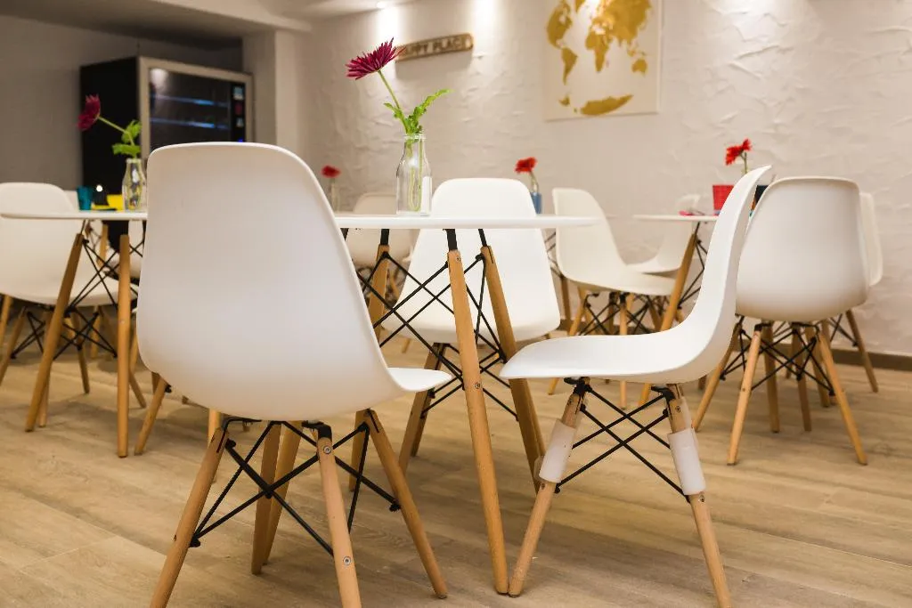 Restaurant, Y Hostel - Albergue Juvenil, Majorca
