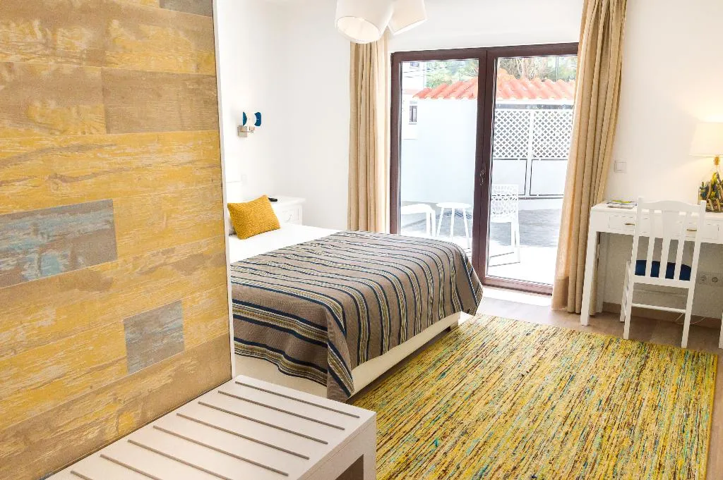FAMILY ROOM STANDARD Room, Casa do Outeiro, Arts & Crafts Boutique Hotel, Porto
