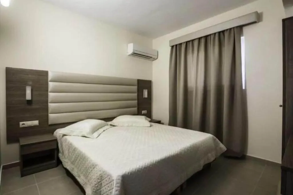 Room, Lyristis Apartments Plus, Rhodes