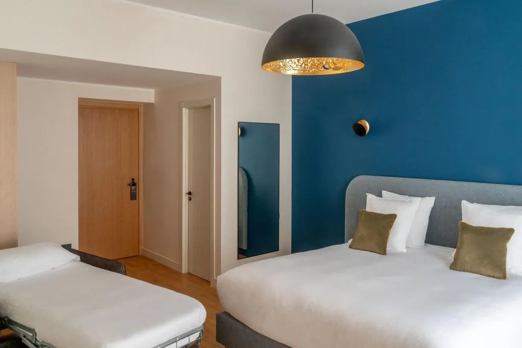 FAMILY ROOM STANDARD Room, 9 Hotel Cesari, Rome