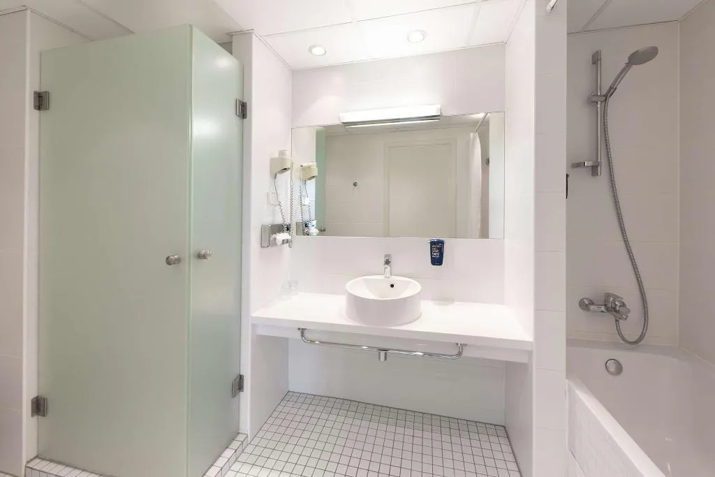 Room RUN OF HOUSE Room, Park Inn by Radisson Meriton Conference&Spa Hotel, Tallinn