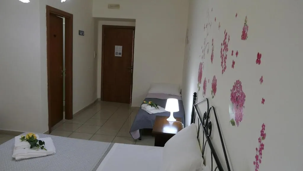 Room, B&B Dimora Cirillo, Naples