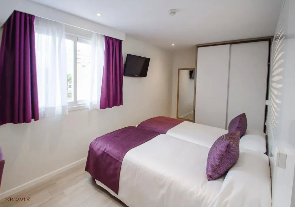 APARTMENT PREMIUM SEA VIEW Room, Apartamentos Ponent, Majorca