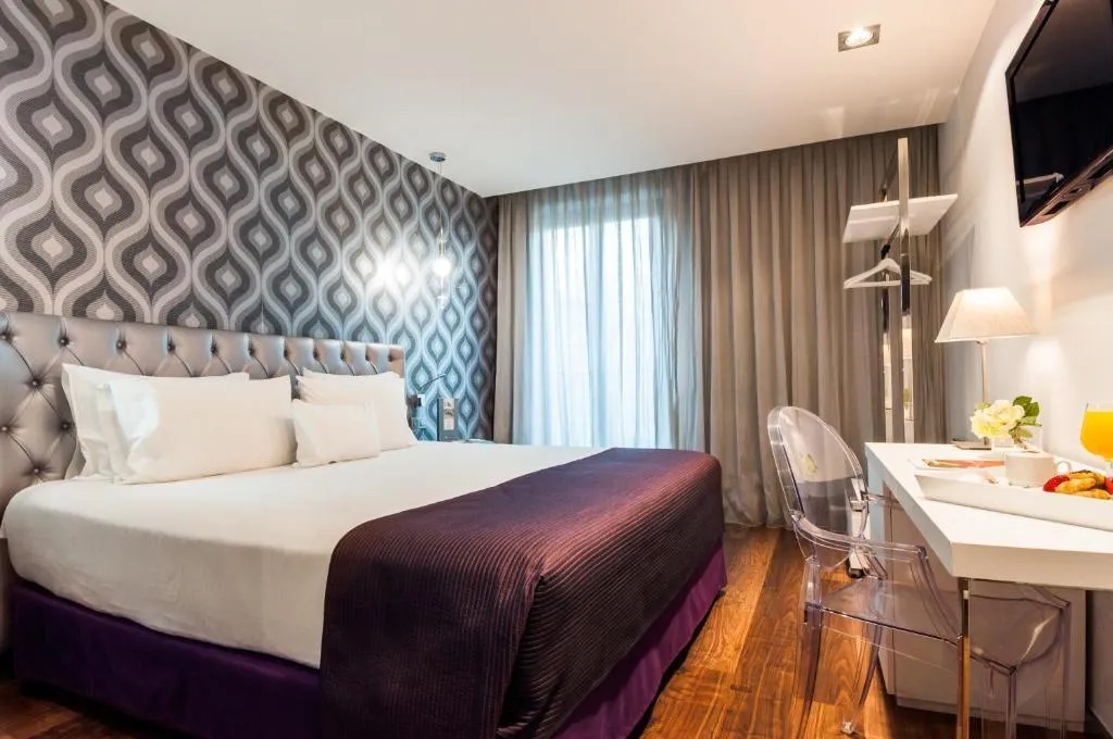 Double or Twin WITH VIEWS Room, Ikonik Ramblas, Barcelona