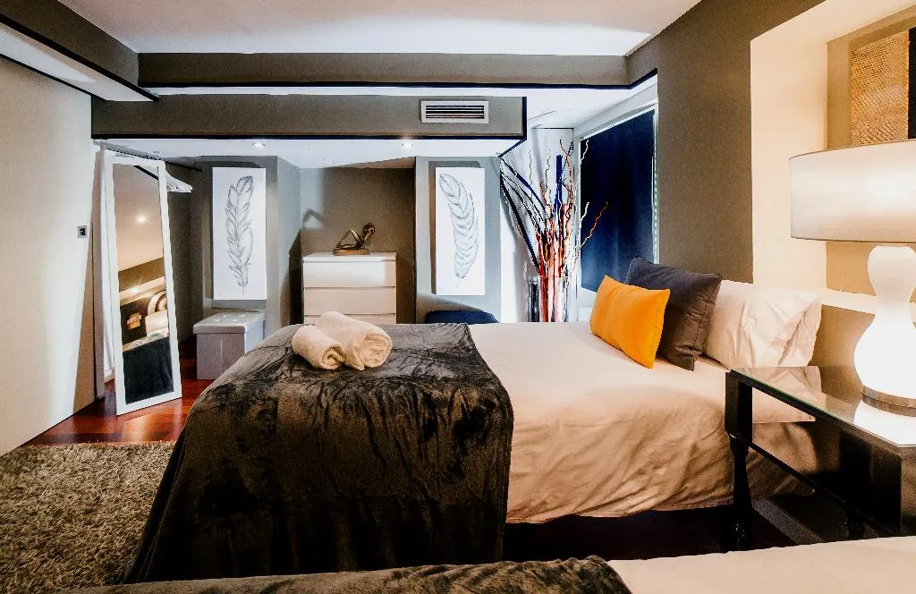 APARTMENT CAPACITY 5 Room, Victoria City Center, Barcelona