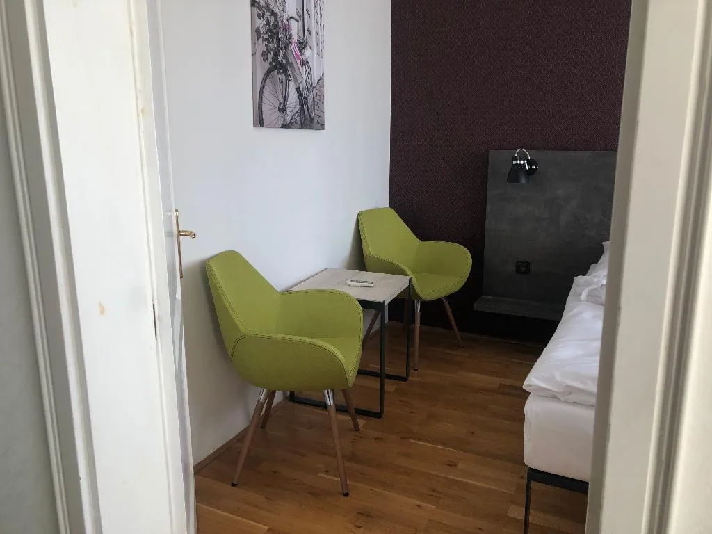 STUDIO STANDARD Room, EA ApartHotel Melantrich, Prague