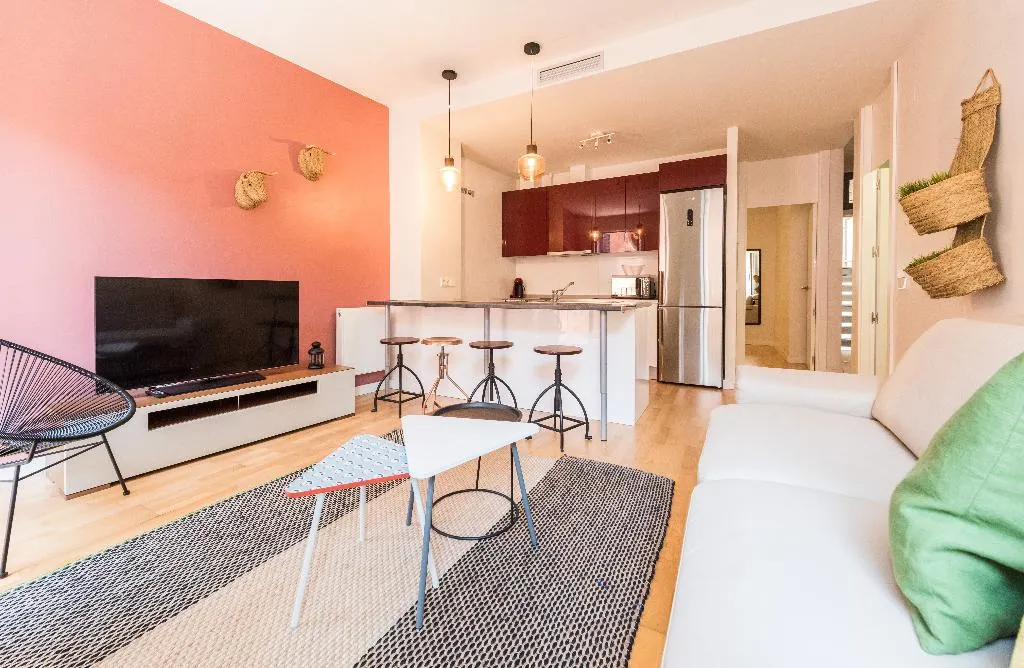 APARTMENT CAPACITY 4 ONE BEDROOM Room, Apartamentos Madrid Puerta del Sol, Madrid