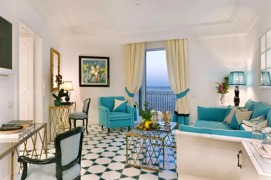 Room, Il San Pietro, Naples