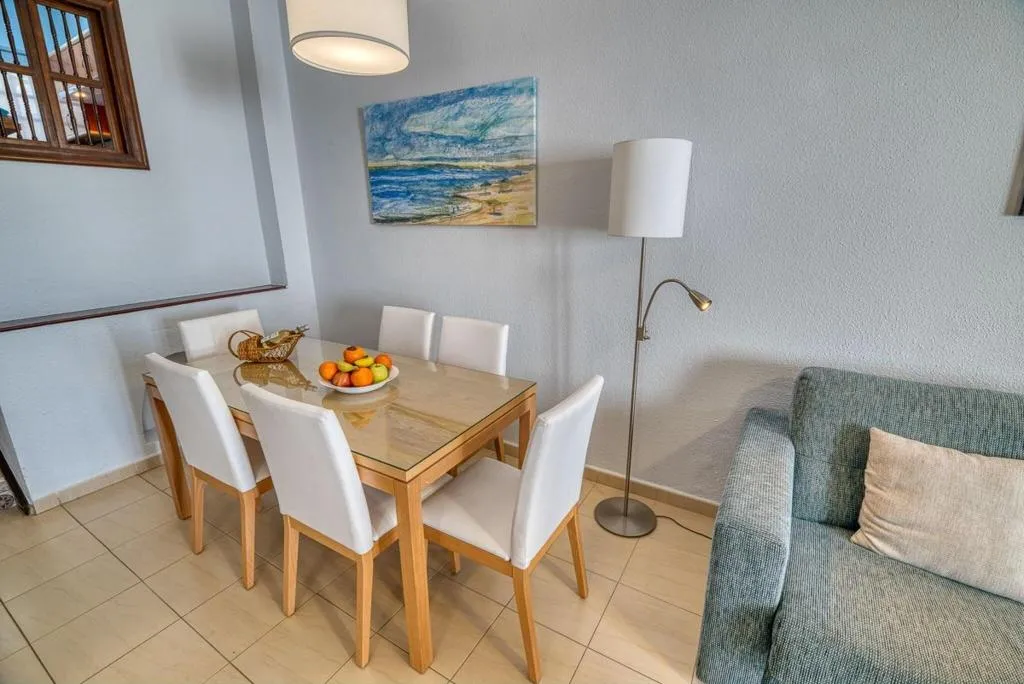 APARTMENT TWO BEDROOMS Room, Las Rosas, Tenerife
